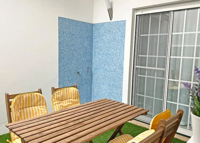 Casa Condessa De By Junto Ao Mar